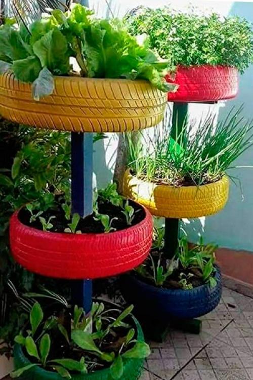 Клумба вертикальная. Вертикальные клумбы — создание каскадных цветников своими руками, фото