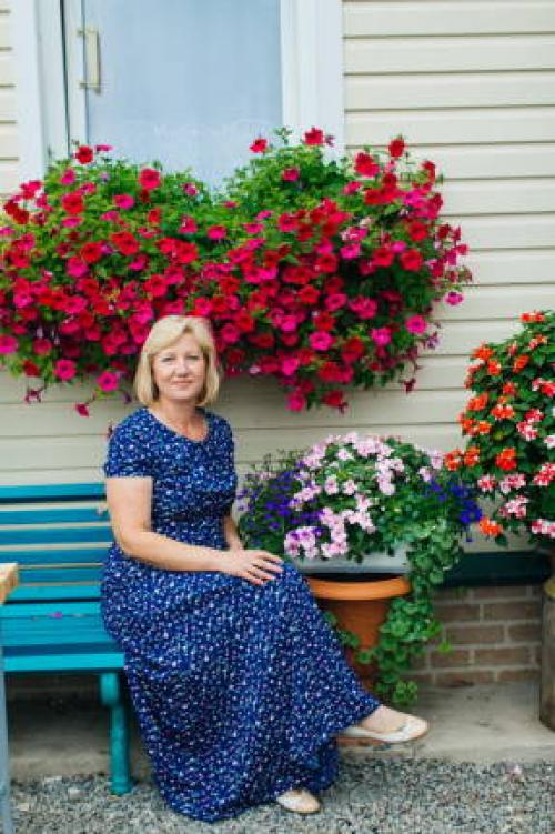 Вертикальная клумба для петунии своими руками. Как сделать своими руками из сетки? 06 Вертикальная клумба для петунии своими руками. Как сделать своими руками из сетки? 06