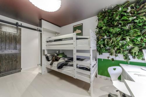 Красивая стена из цветов. Разновидности форм и размеров 12 Красивая стена из цветов. Разновидности форм и размеров 12