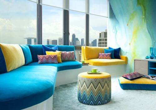 Светло желтые стены в интерьере. Сочетание желтого цвета с другими цветами в интерьере