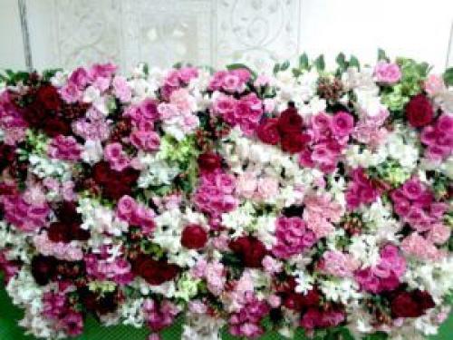 Как сделать стену из искусственных цветов. Живые цветы