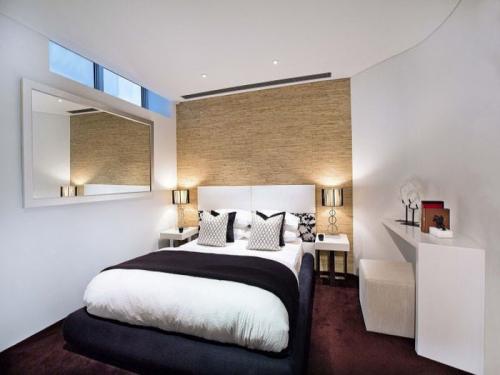 Как красиво и недорого украсить стены. Декор стен своими руками поэтапно: фото оригинальных идей, пошаговый мастер-класс по оформлению и декорированию стен 16 Как красиво и недорого украсить стены. Декор стен своими руками поэтапно: фото оригинальных идей, пошаговый мастер-класс по оформлению и декорированию стен 16