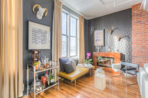 Отличные и экономные идеи по декорированию стен. Как выбрать отделочный материал 04