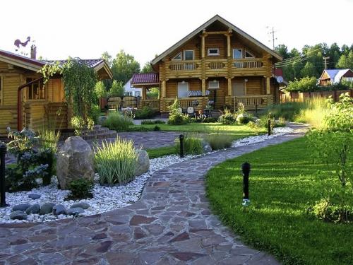 Ландшафт перед домом в современном стиле. Современные ландшафтные стили