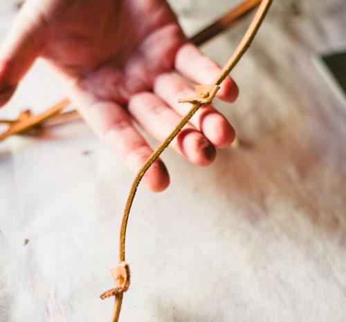 Подвесное кашпо из джута своими руками. Стильные кашпо для цветов — делаем сами!