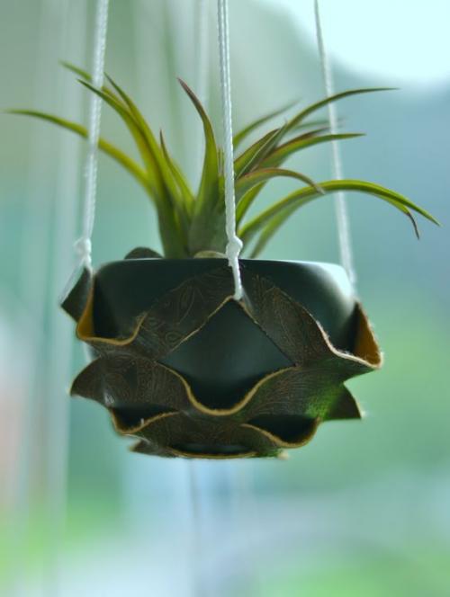 Подвесное кашпо из джута своими руками. Стильные кашпо для цветов — делаем сами!